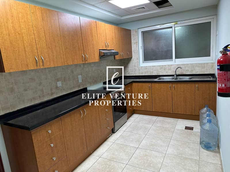 VACANT | 2 BEDROOM | PRIME LOCATION