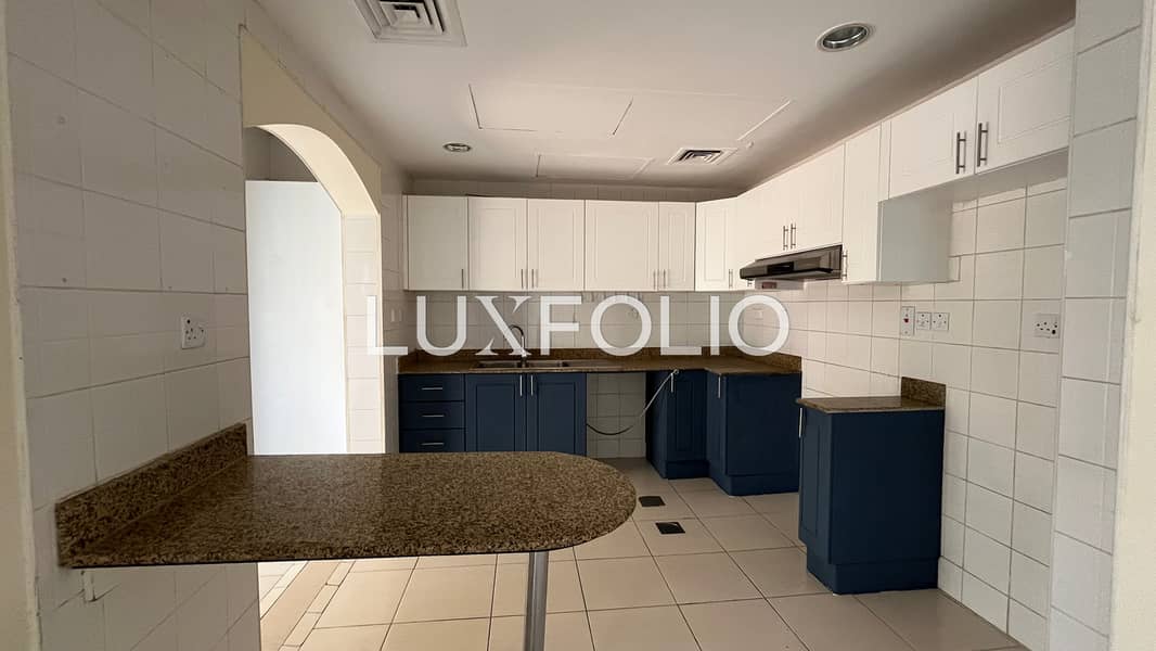 Vacant Now | Single Row | Park Backing