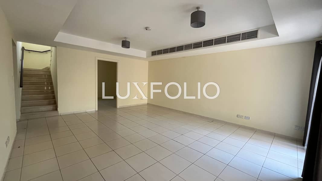 Vacant Now | Single Row | Park Backing - Image 8