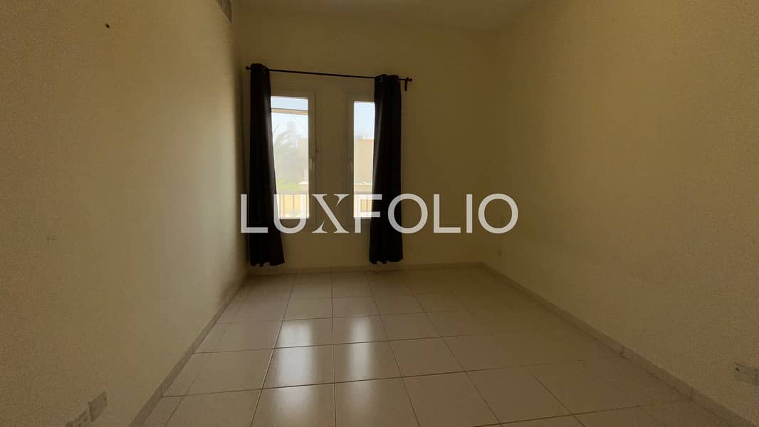 Vacant Now | Single Row | Park Backing - Image 11