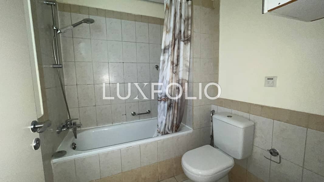 Vacant Now | Single Row | Park Backing - Image 18