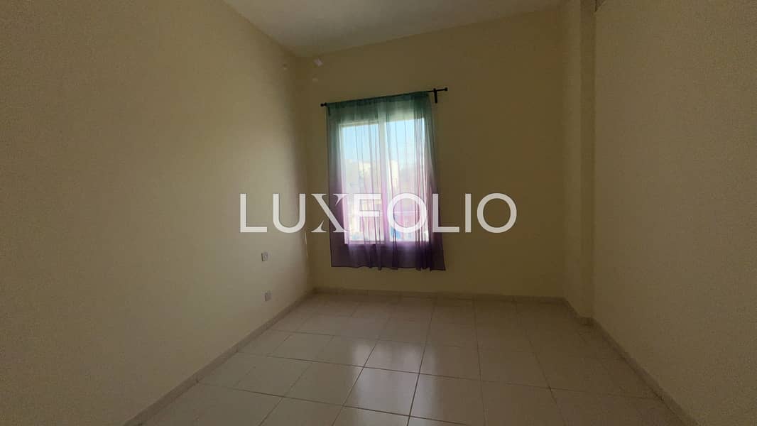 Vacant Now | Single Row | Park Backing - Image 21