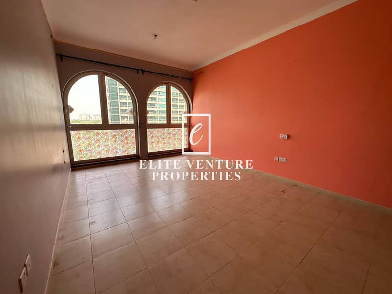 VACANT | 2 BEDROOM | PRIME LOCATION - Image 11