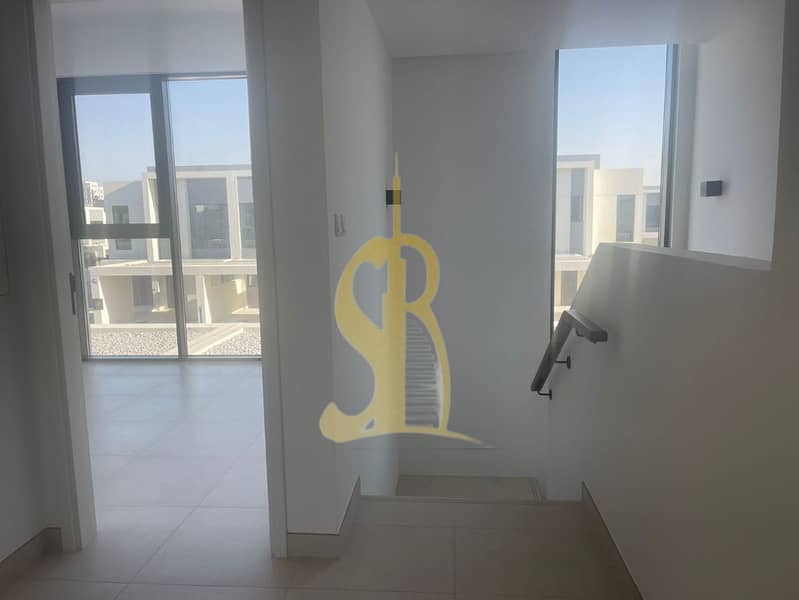 Luxury Living in DAMAC Lagoons | Brand New | Motivated Seller - Image 11