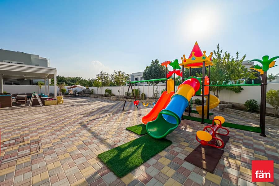 Huge Plot | Prime Location L 6 Bed+ Driver + Maid - Image 10