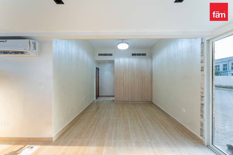 Huge Plot | Prime Location L 6 Bed+ Driver + Maid - Image 28