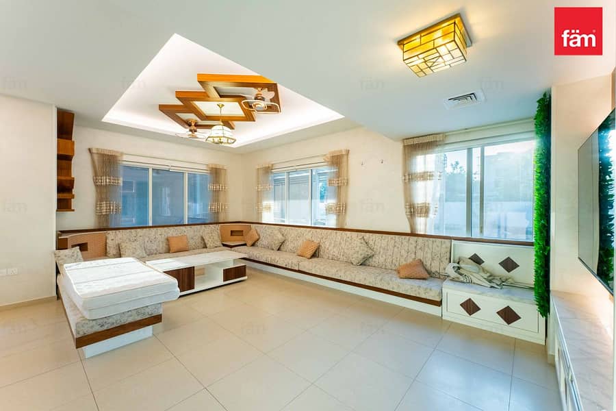 Huge Plot | Prime Location L 6 Bed+ Driver + Maid - Image 30