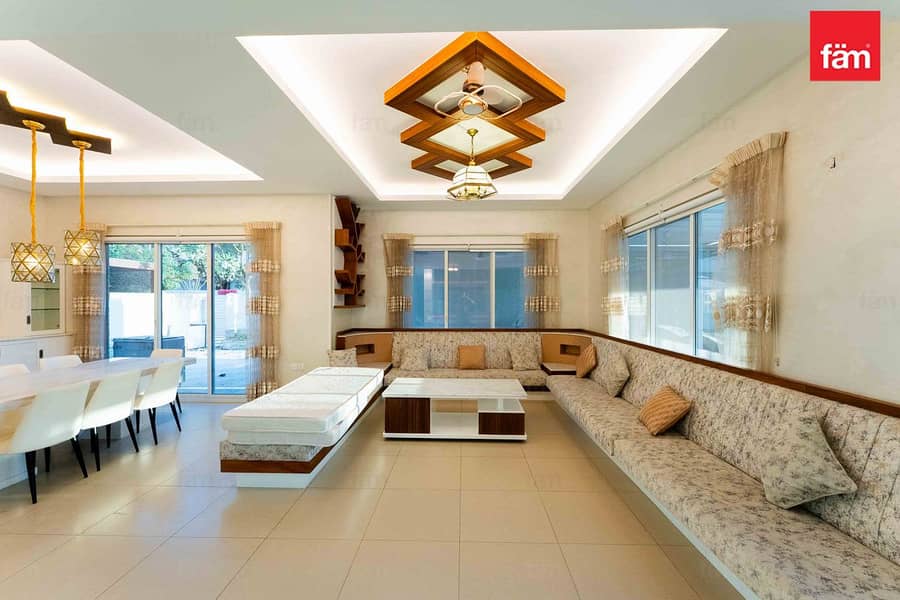 Huge Plot | Prime Location L 6 Bed+ Driver + Maid - Image 36