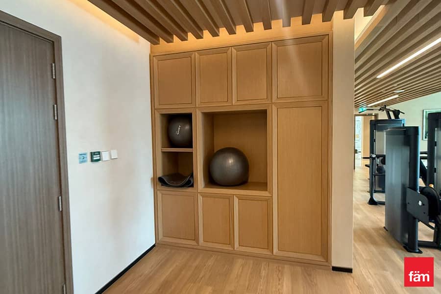 Bright | Water View | Middle floor | Brand New - Image 11