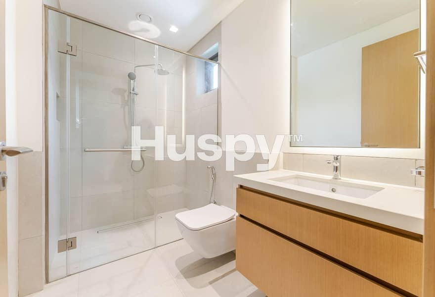 Large Layout | Extra Parking | Single Row - Image 9