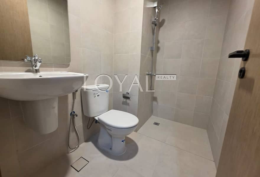 Ready to Move| Multiple Options | Spacious Layout - Image 12