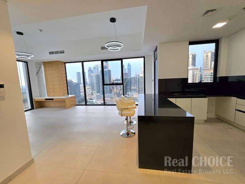 Skyline Living | Spacious 3BR | Prime Business Bay