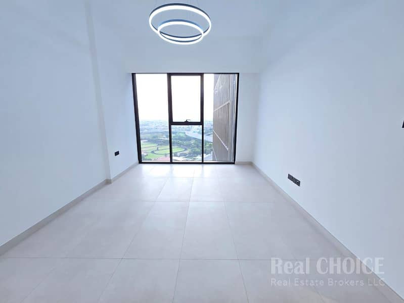 Skyline Living | Spacious 3BR | Prime Business Bay - Image 8