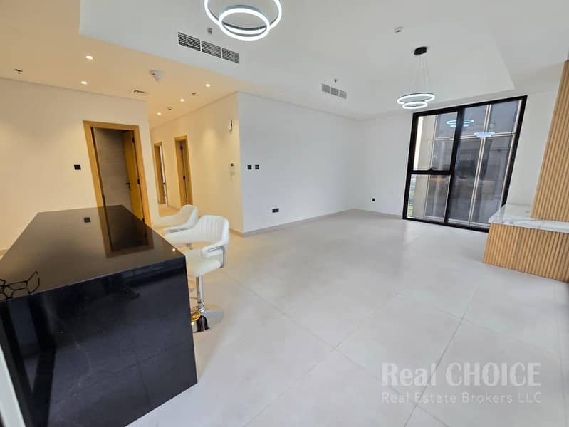 Skyline Living | Spacious 3BR | Prime Business Bay - Image 12