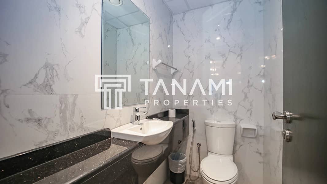 16 Series | Furnished | Multiple Units Available - Image 27