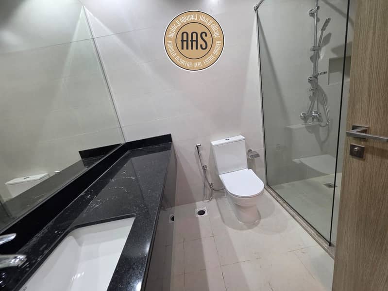 A grand and luxury apartment 1 minute away from metro station: - Image 8