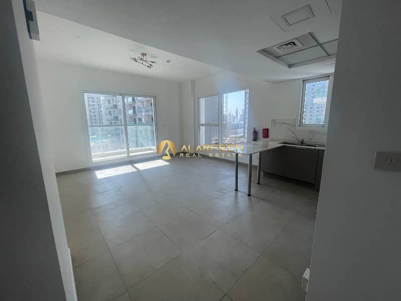 Community View | Prime Location | Spacious Unit