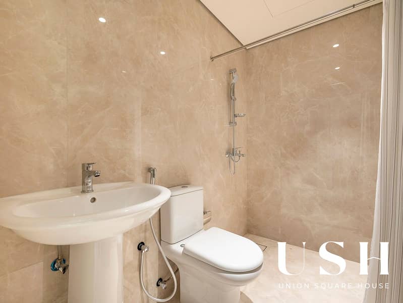 High End | Modern Interiors | Burj Khalifa View - Image 24