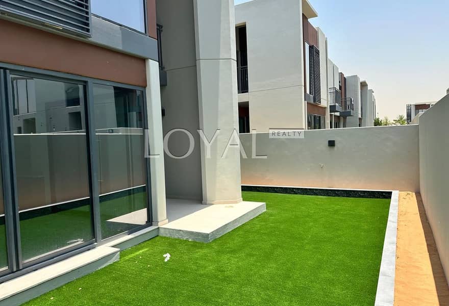 Available Soon | Extended Garden | Well Maintained