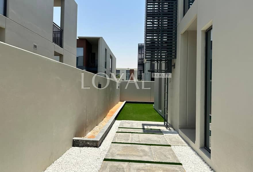 Available Soon | Extended Garden | Well Maintained - Image 13