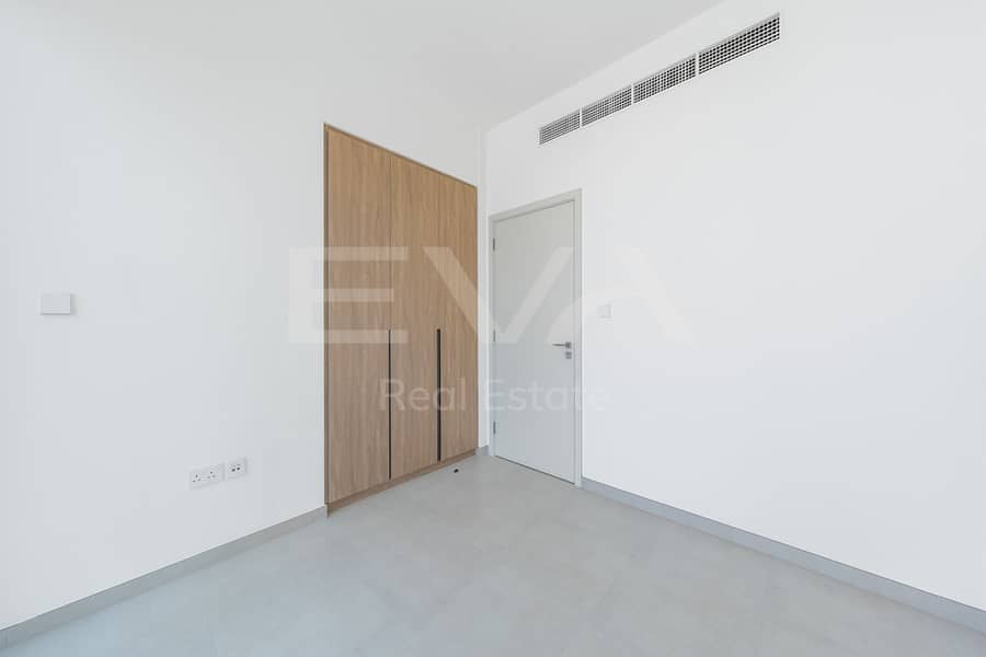 Single Row | Park View | Ready to Move - Image 11