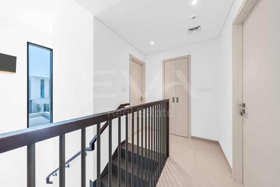 Single Row | Park View | Ready to Move - Image 16