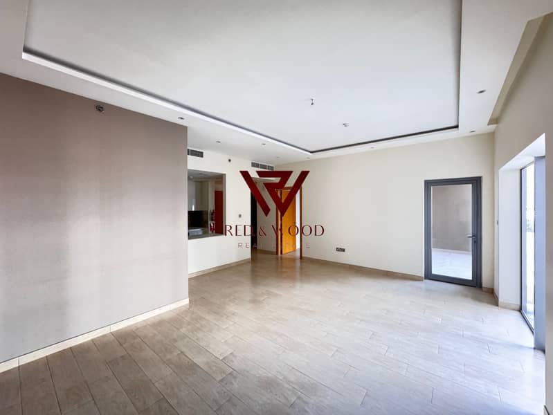 Huge Size || Ready To Move || Amazing Layout