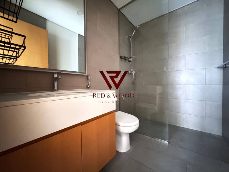 Huge Size || Ready To Move || Amazing Layout - Image 10