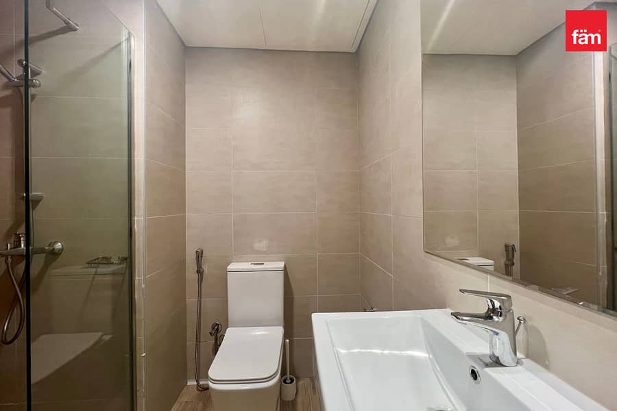 Corner Unit | Spacious Loft Townhouse | Privacy - Image 13