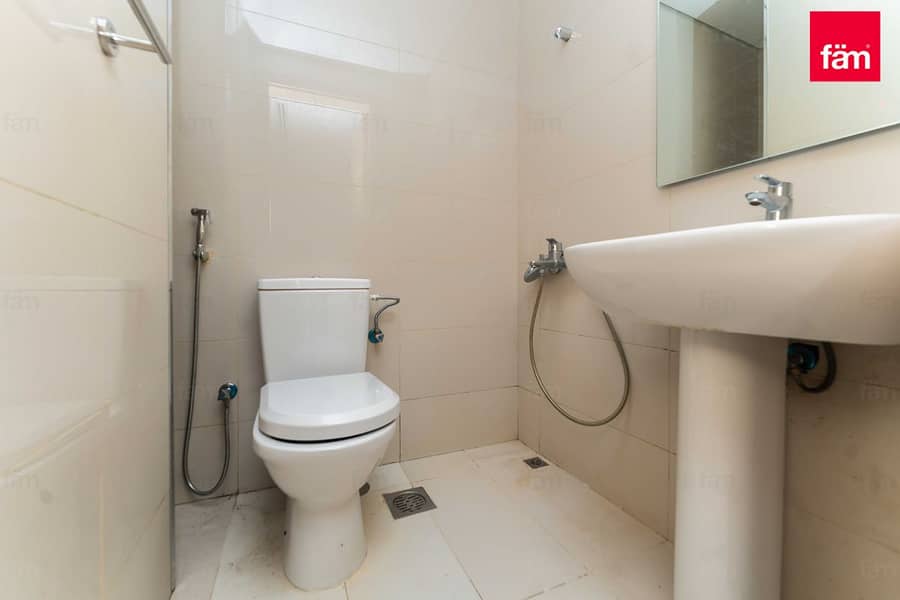 City View | Multiple Options | 3 Br With Maid - Image 25