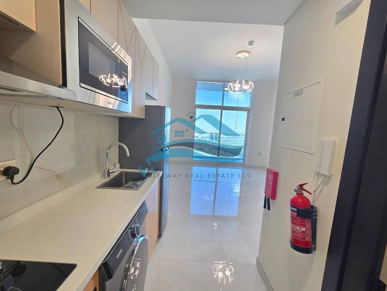 SPACIOUS UNIT | GREAT LOCATION | BRAND NEW - Image 7