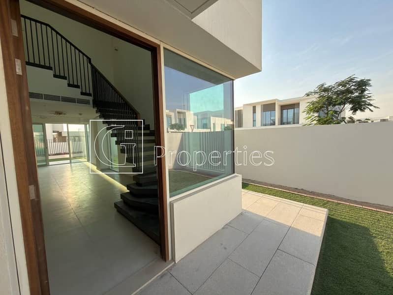 Big Layout | with Garden | Vastu Compliant