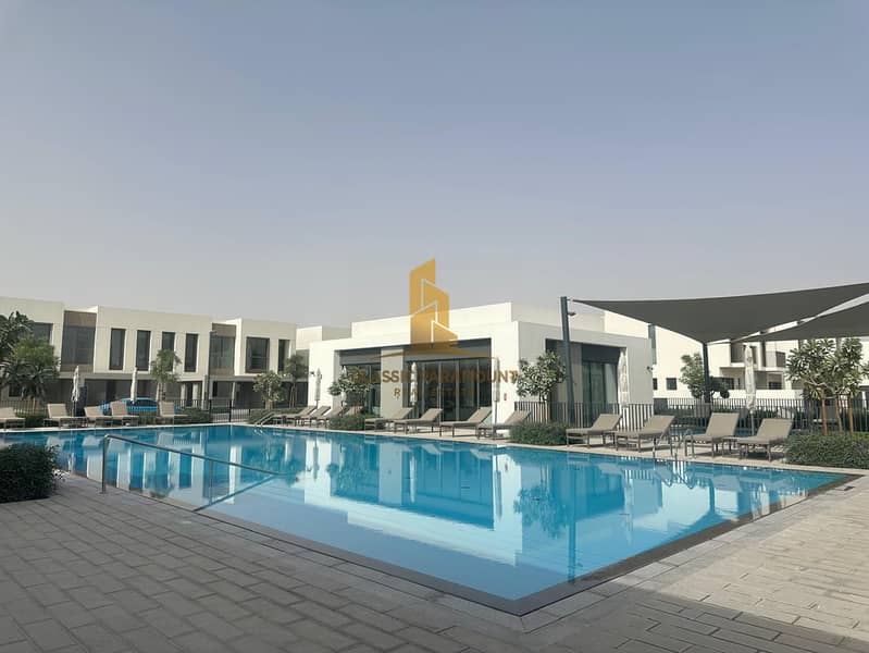 Ready To Move | Near to Pool and Park | Single Row - Image 12