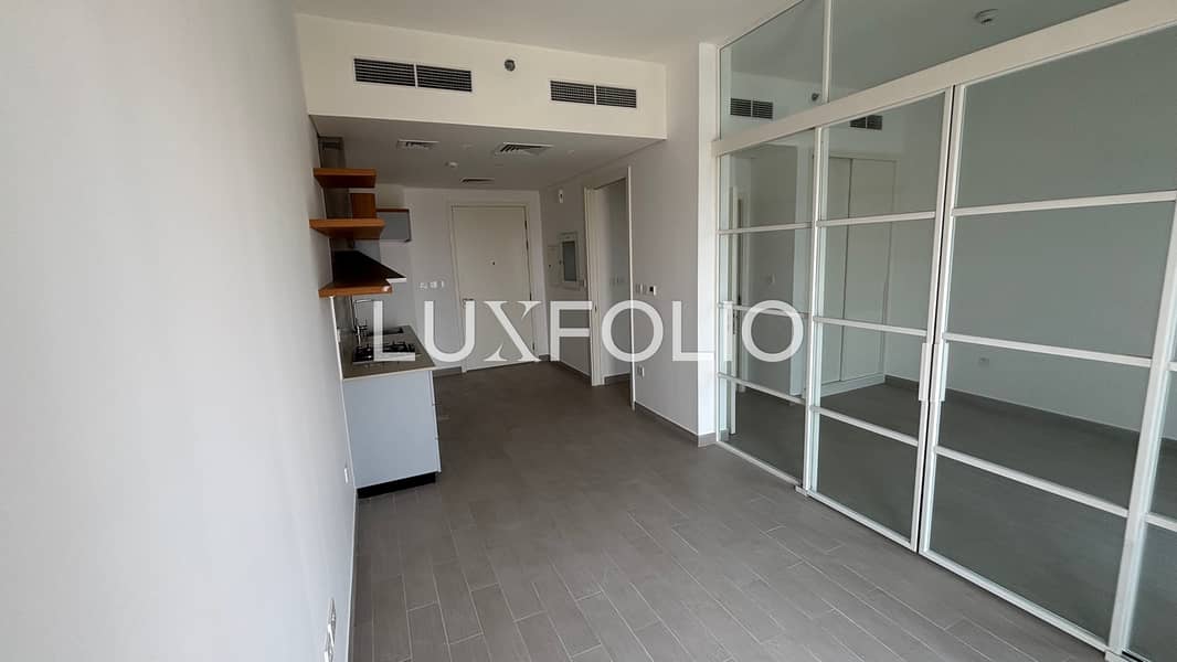 Modern | High Floor | Natural Lighting