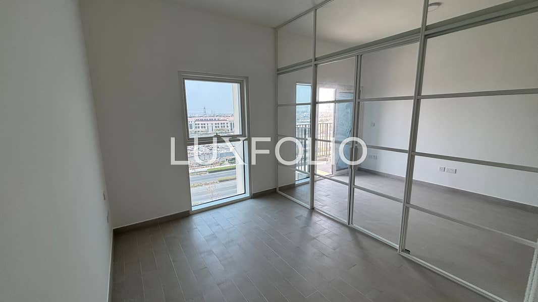 Modern | High Floor | Natural Lighting