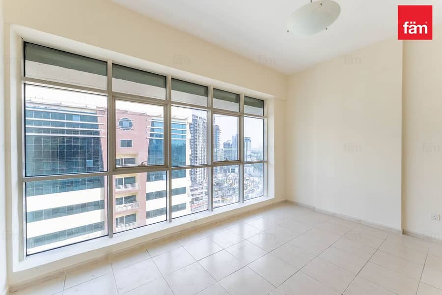 Chiller Free |12 Cheques | Good Layout - Image 6