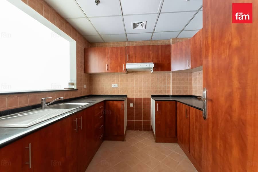 Chiller Free |12 Cheques | Good Layout - Image 12