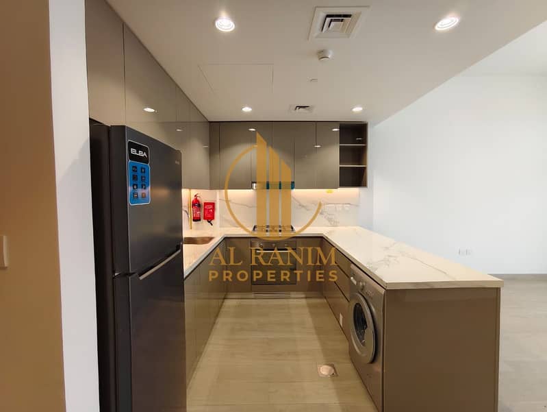 INVESTOR DEAL | VILLA VIEW | SPACIOUS LAYOUT - Image 10