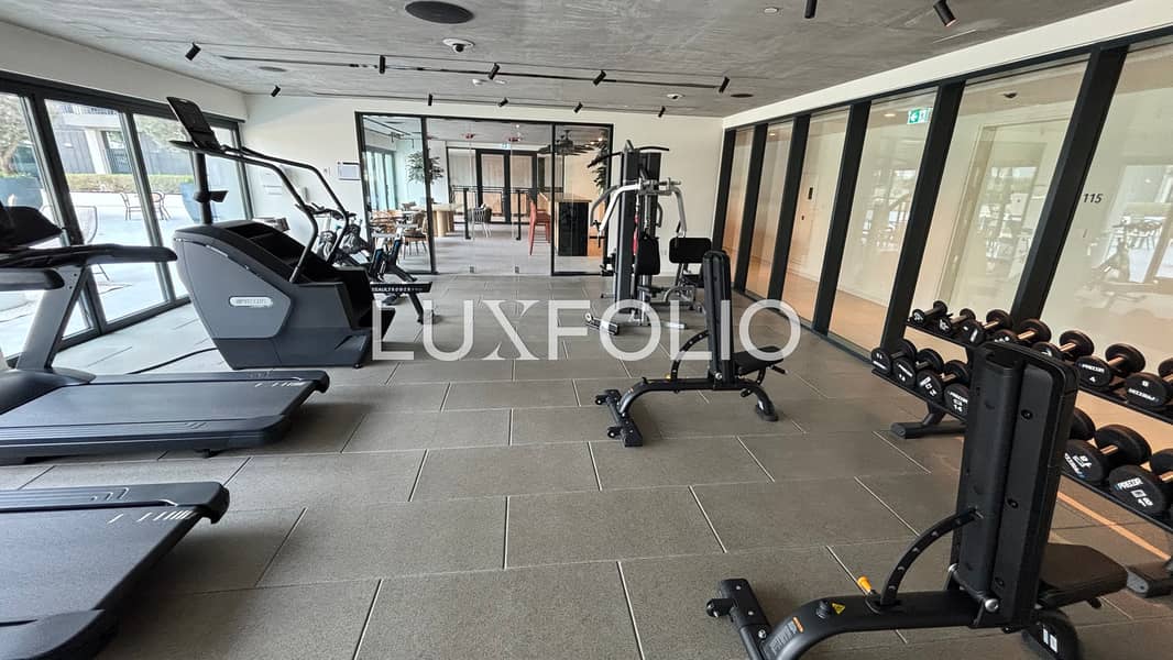 Modern | High Floor | Natural Lighting - Image 28