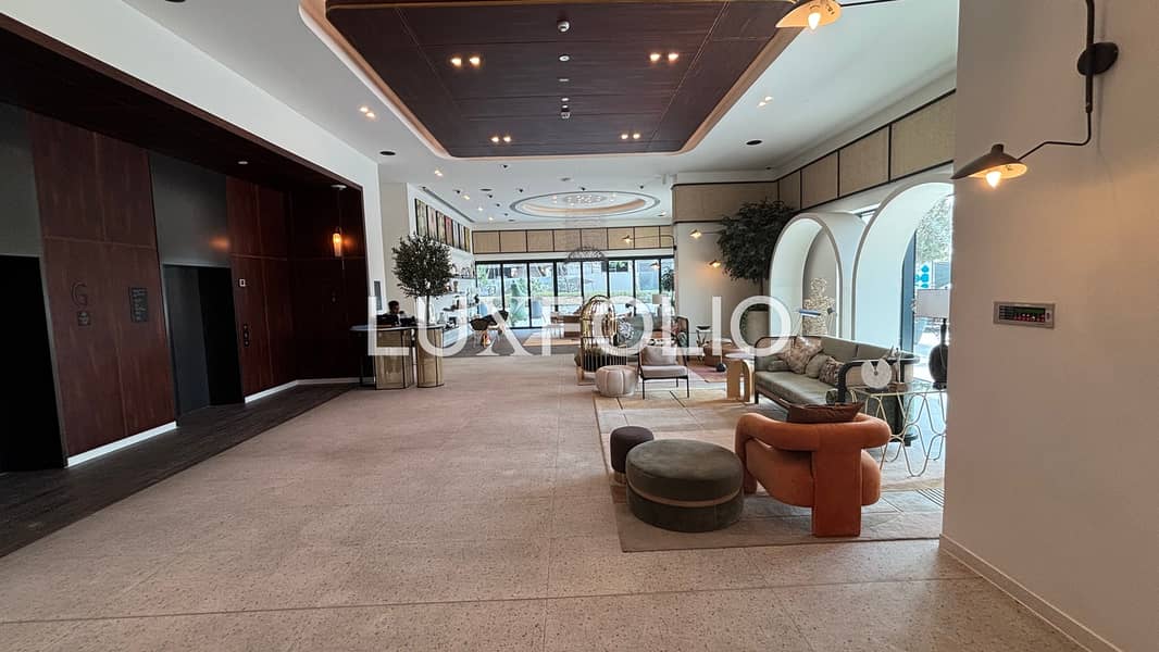 Modern | High Floor | Natural Lighting - Image 31