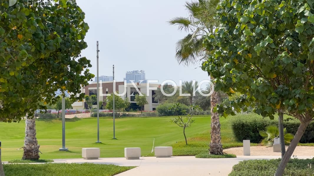 Modern | High Floor | Natural Lighting - Image 37