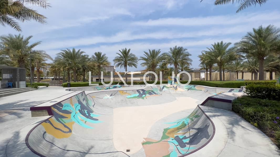 Modern | High Floor | Natural Lighting - Image 41