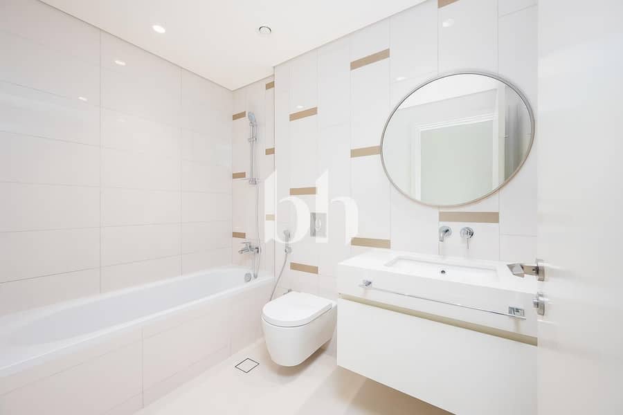 Private Beach | Full Palm View | Vacant January - Image 13