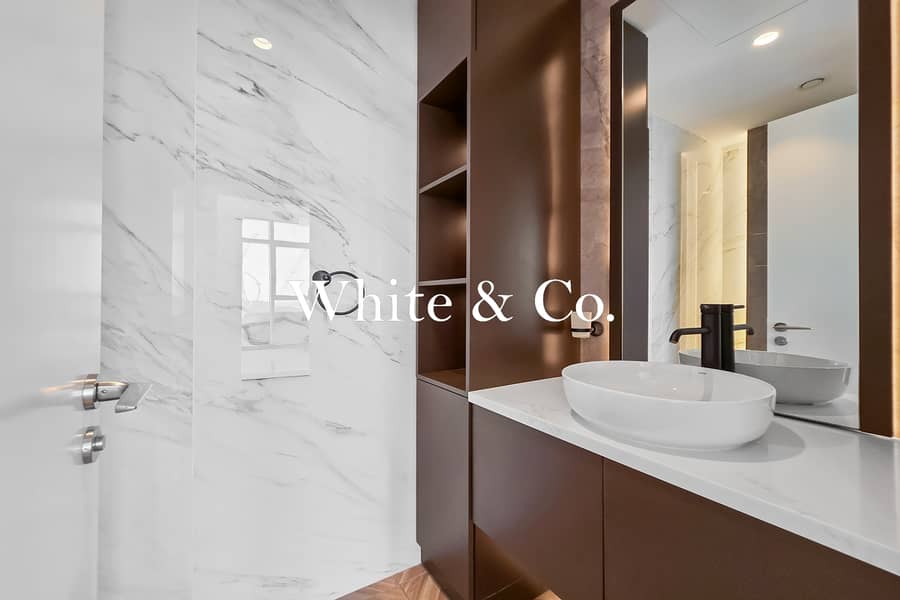 Full Palm Views | Upgraded | Vacant Now - Image 14