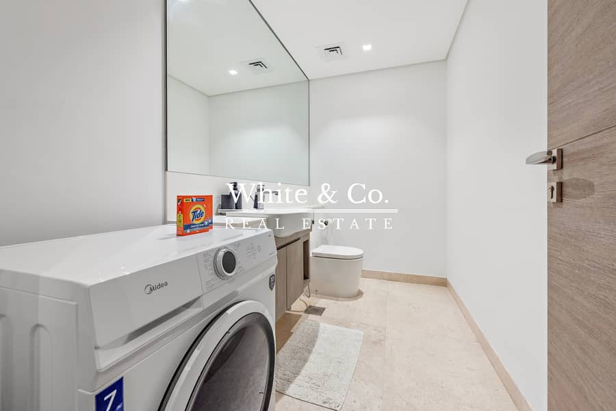 Burj Khalifa View | Furnished | Rented - Image 14