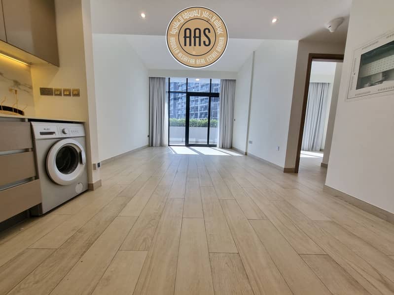 Huge Layout | Pool Facing Balcony | Chiller Free e