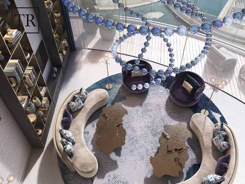 Prime Location | Spacious Layout | Canal Views - Image 8