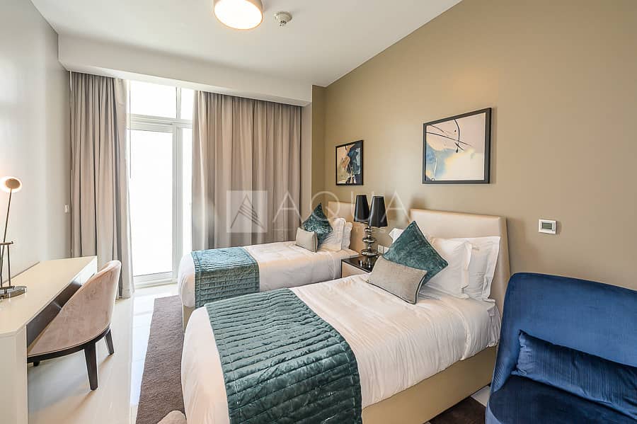 Vacant | Full lake and Golf View - Image 11