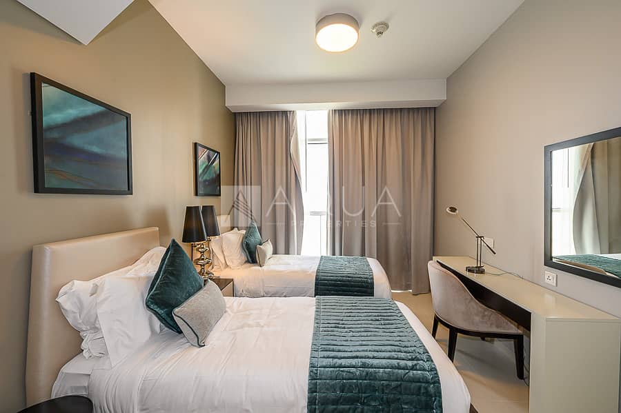 Vacant | Full lake and Golf View - Image 12