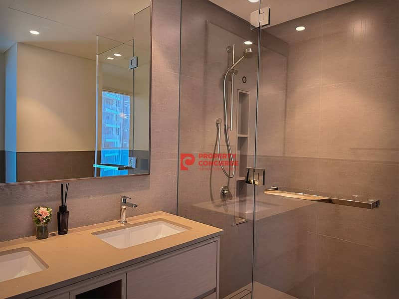 Burj Khalifa View | Fully Furnished|Prime Location - Image 19